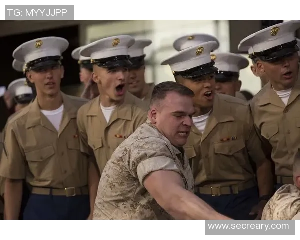 摸头杀足球的魅力与技巧解析让你在球场上轻松赢得胜利